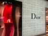 Dior mua túi từ thầu phụ 1,4 triệu, bán giá gần 70 triệu