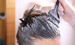 Nhuộm tóc màu có gây ung thư không? Cách khoa học để không nguy hiểm cho tóc và da đầu