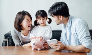 Trẻ ở tuổi nào nên được dạy về tiền bạc và dạy ra sao?
